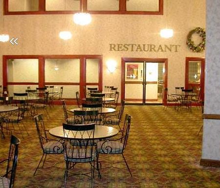 Ramada Moline Hotell East Moline Exteriör bild